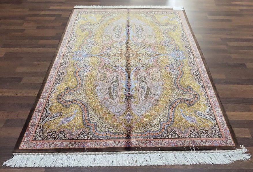 Oriental Rug   Code: V12027  Size: 180 x 120 cm   Price Euro: 2900