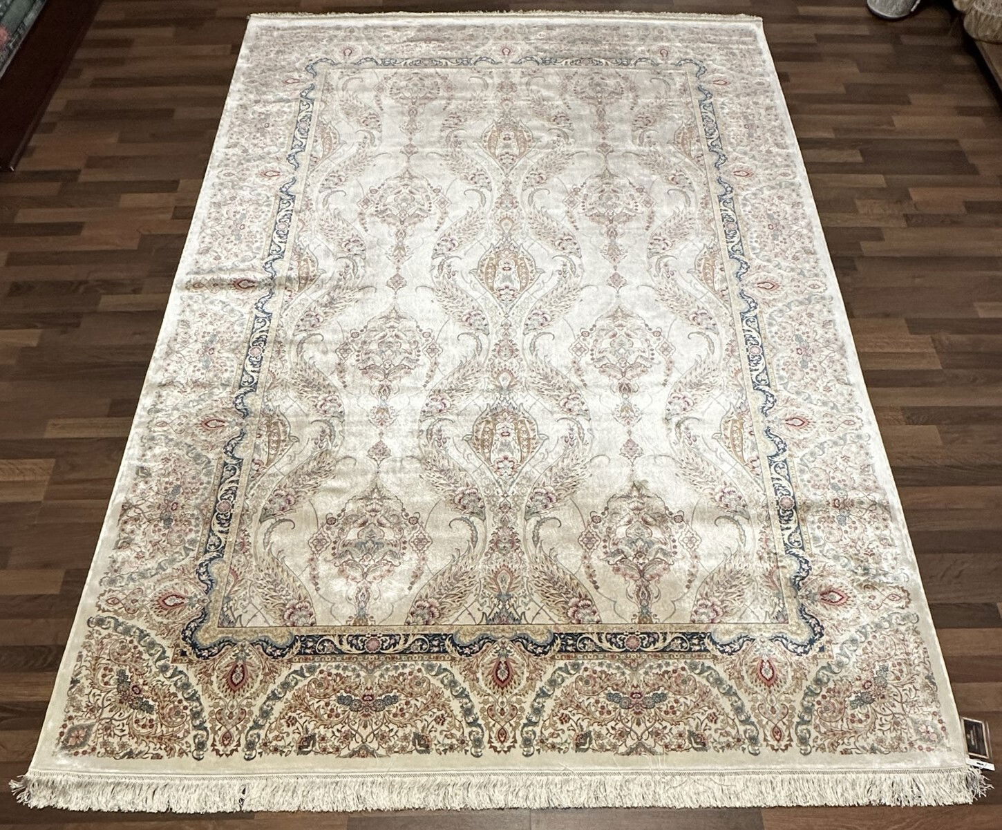 Code:2316287   Size:200x300cm      Price Euro:8400