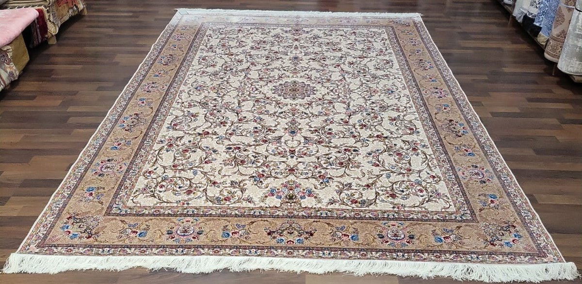 Code: 257809  Size: 300x200 cm   Price Euro: 9250