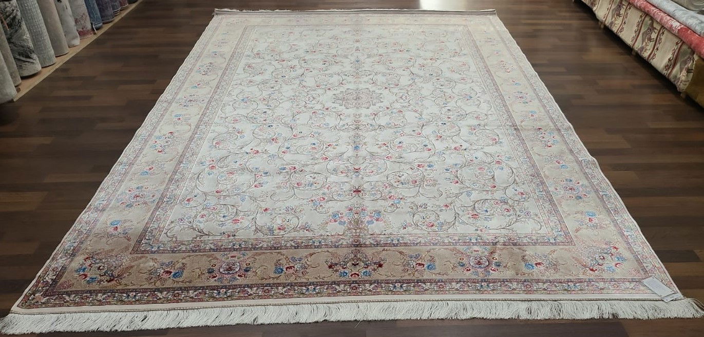 Code: 257809  Size: 300x200 cm   Price Euro: 9250