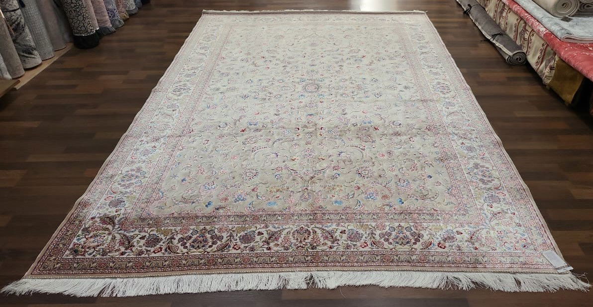 Code:C2572607  Size:300x200 cm   Priece Euro: 8100