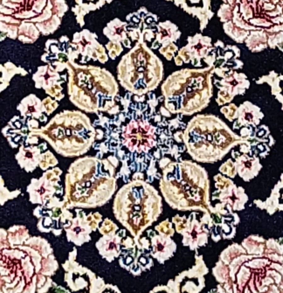 Code: C13017  Size:255x155   Price Euro: 4650