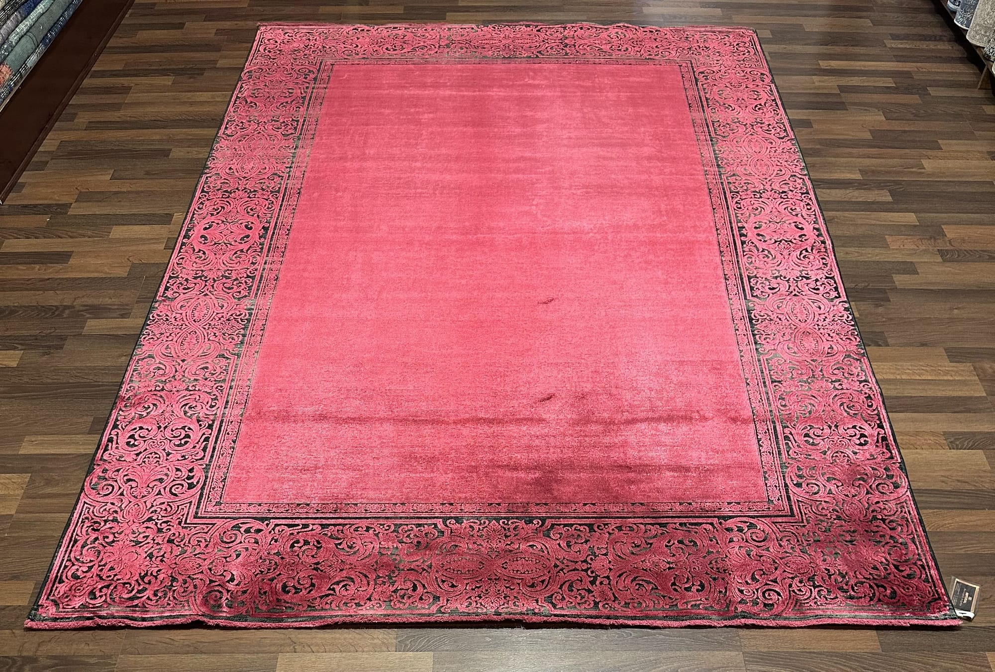 Code:3101  Size: 300X200 cm  Price Euro: 4350