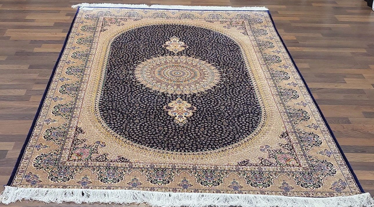 Code: C13015   Size: 255 X 155 cm   Price Euro: 5300