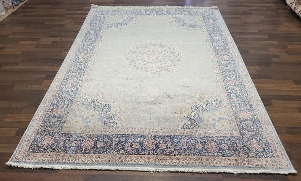 Code: OL11103   Size: 240 X 170 cm   Price Euro: 4700