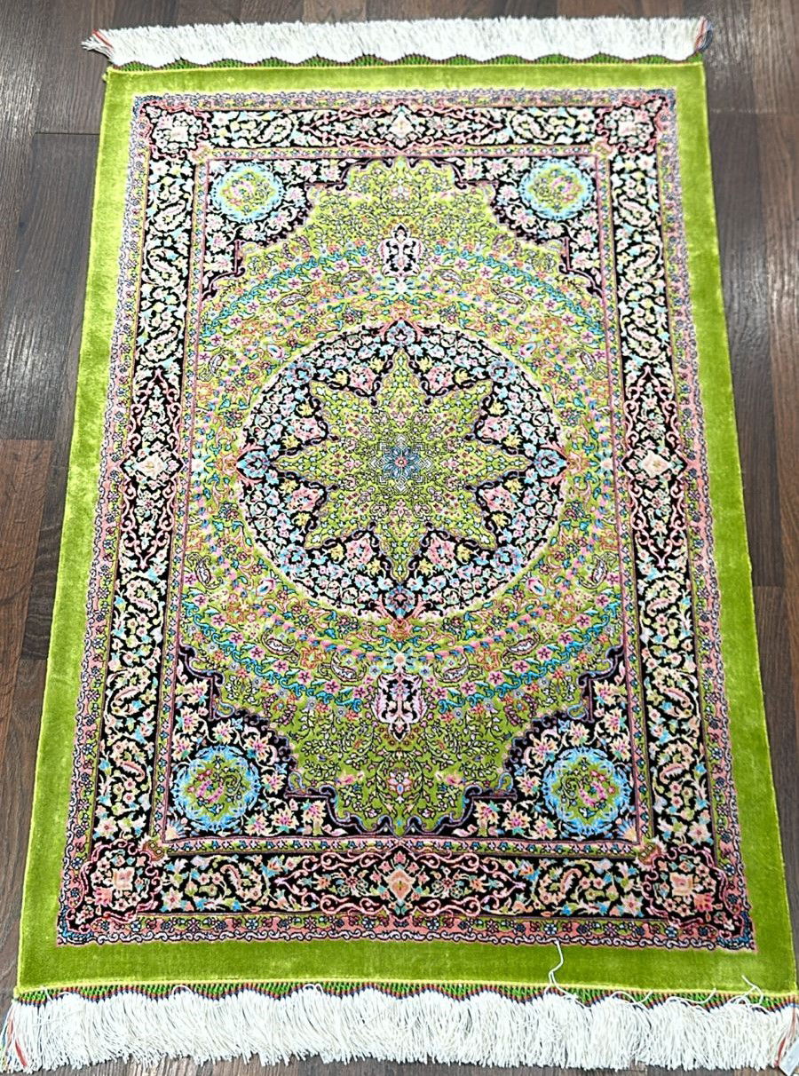 C1307010  Size: 90x60 cm  Price Euro: 1390