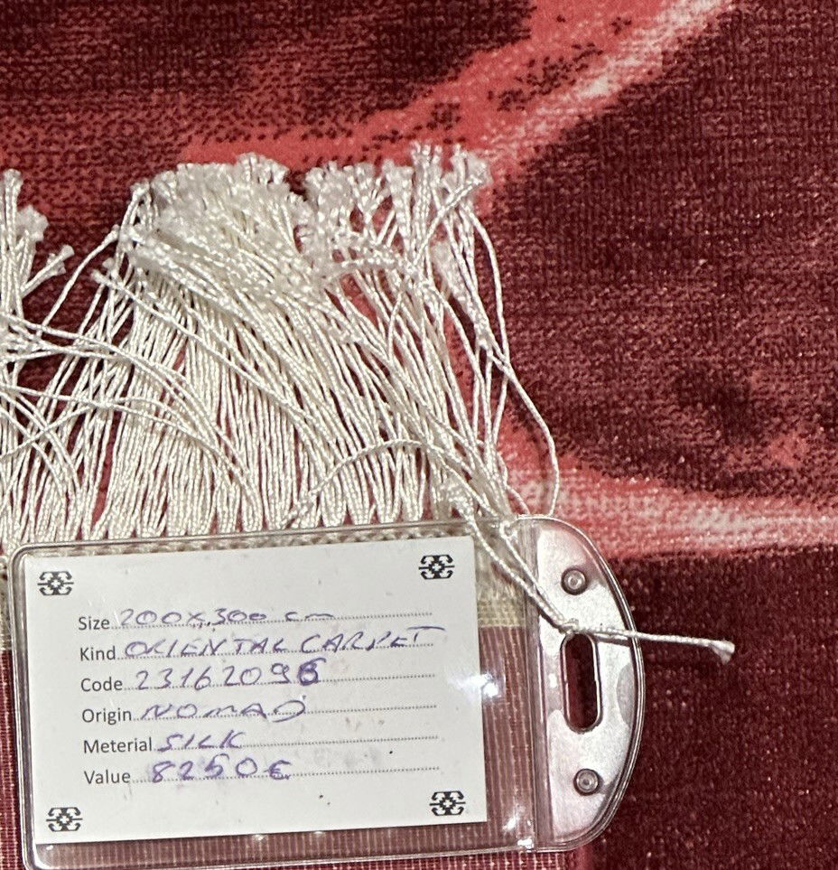 Code:23192096  Size: 300x 200 cm  Price Euro: 8250