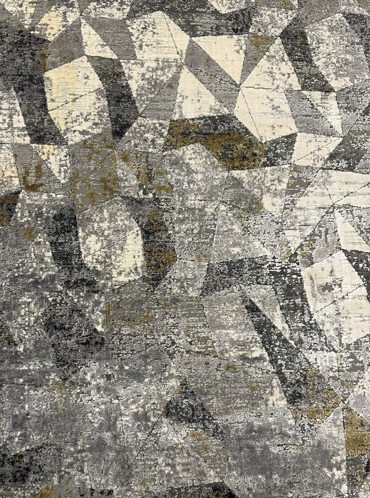 Code:232956  Size: 180 x 120 cm  Price Euro:1850