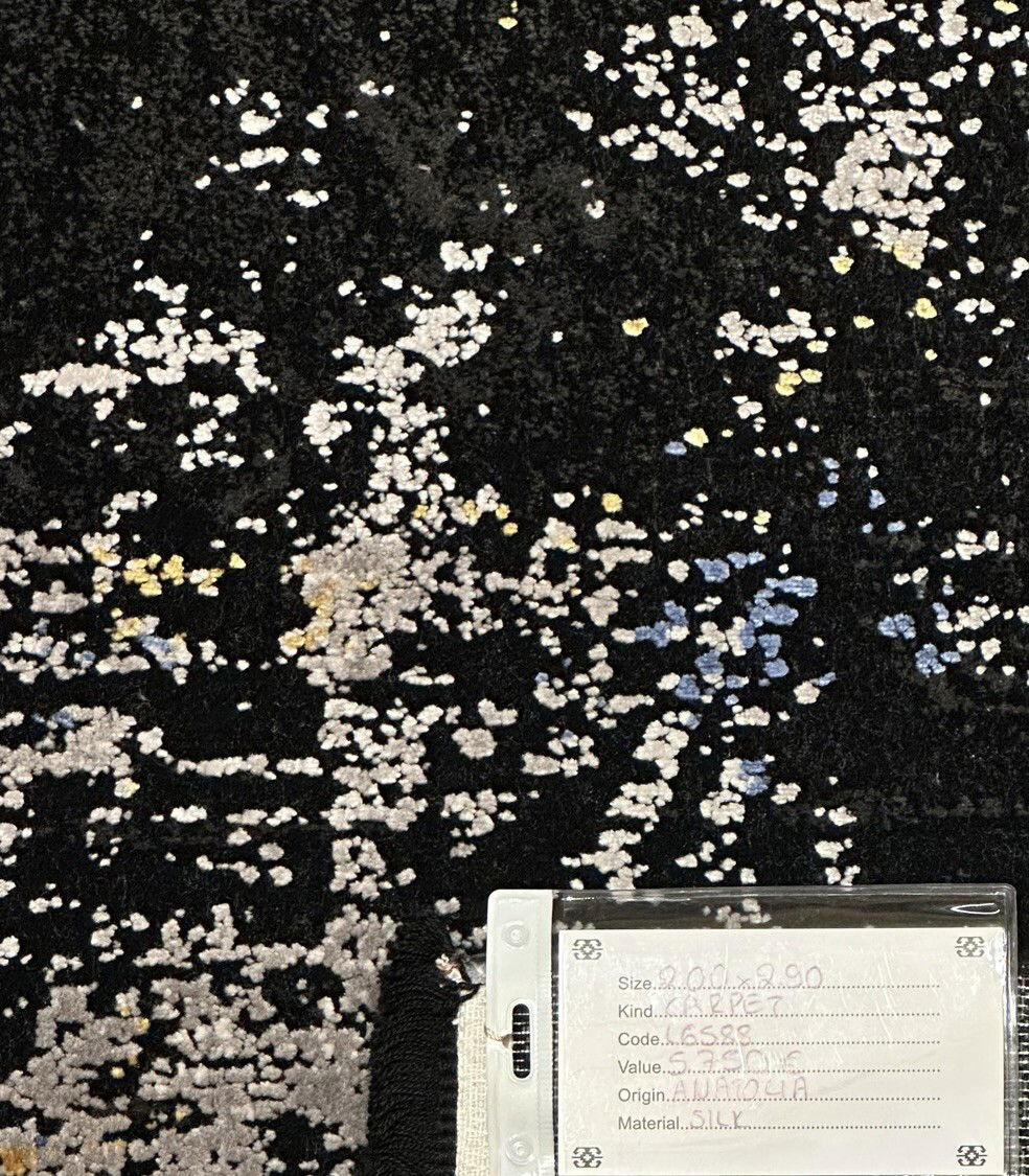 Code:L6588 Size: 290 x 200   Price Euro 5750