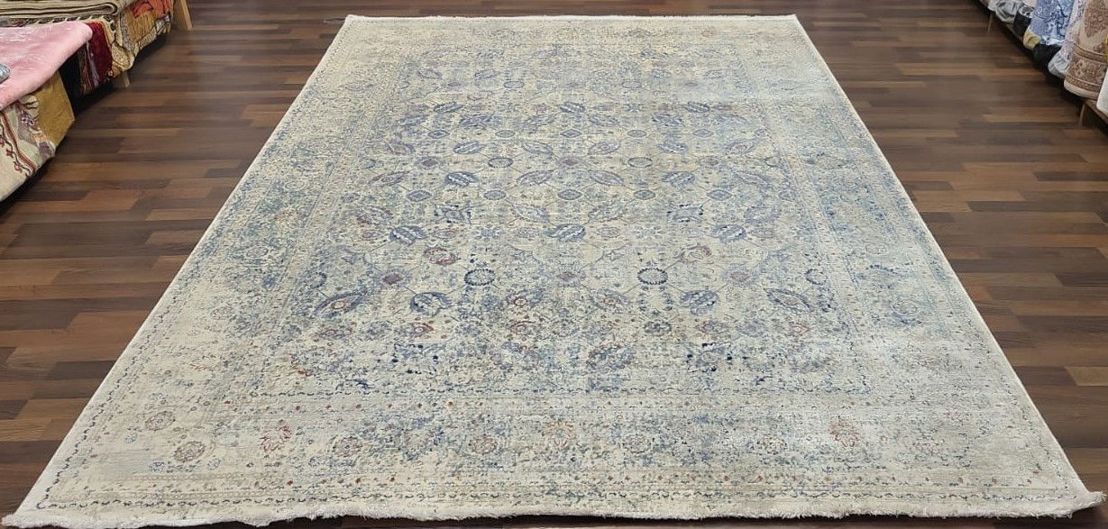 Code:L6593  Size: 290 x 200 cm   Price Euro: 5750