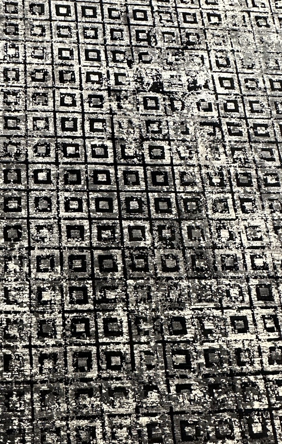 Code: L37701   Size: 290 x 200 cm  Price Euro: 6200