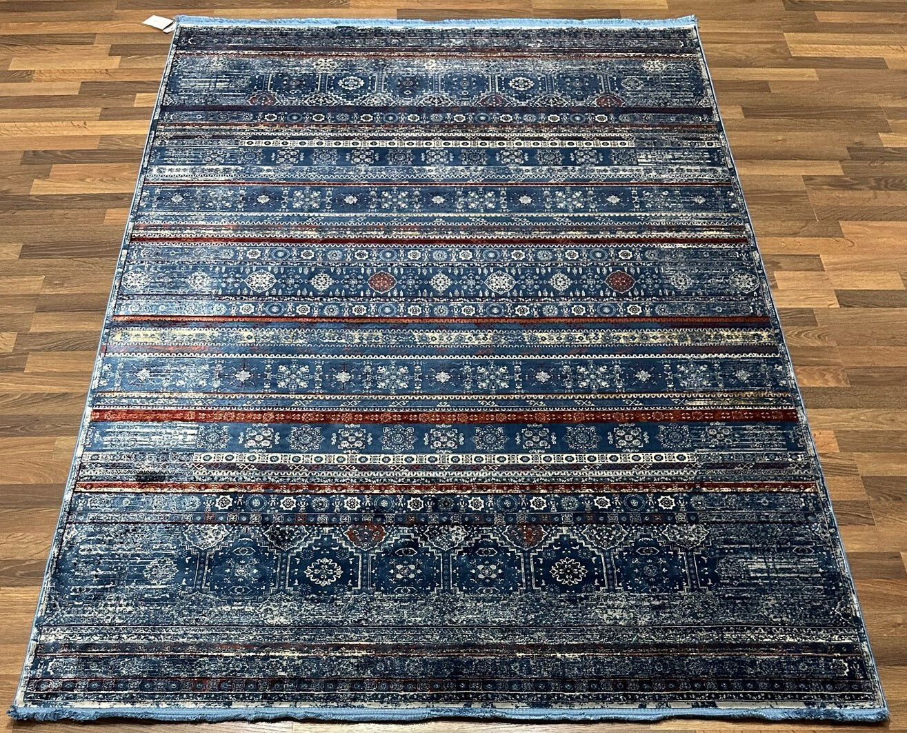 Code:234759  Size: 230 x 160 cm  Price Euro: 3650