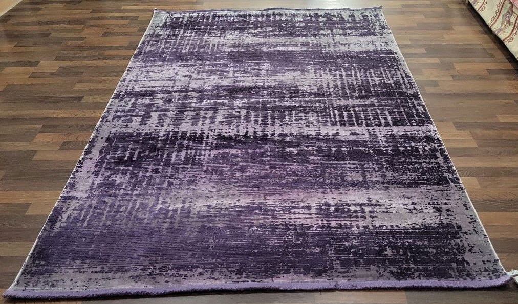 Code: 2347523 Size: 230 X 160 cm  Price Euro: 2900