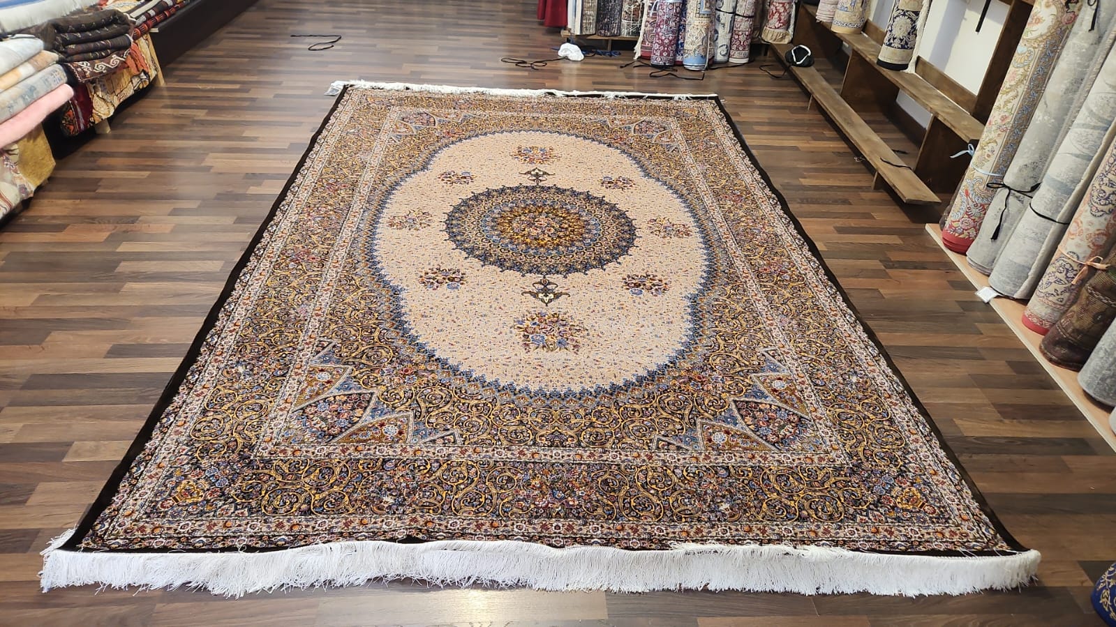 Oriental Silk Rug (Code:V1201
