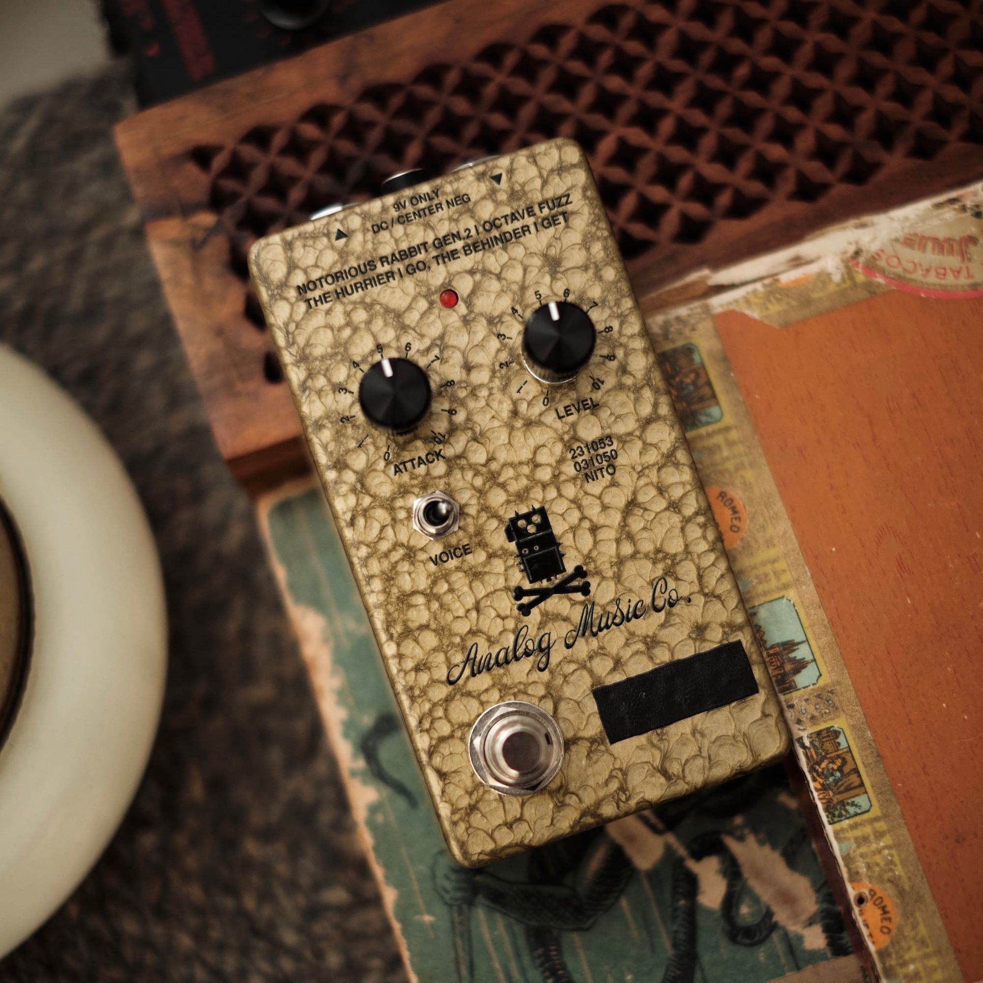 WELCOME THE NOTORIOUS RABBIT OCTAVE FUZZ!