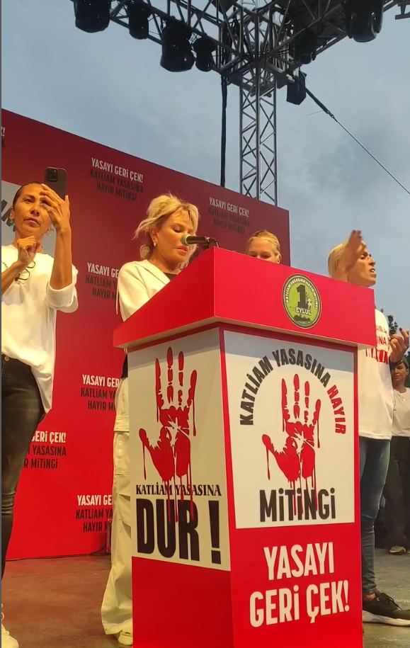 1 Eylül 2024 Katliam Yasasına Hayır Mitingi.. Can Dostu  Ajda Pekkan Kanlı Yasaya DUR demek için aramızdaydı.