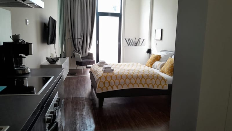 Reinigungsexzellenz in Hamburg: Unser Premium-Service für Airbnb-Gastgeber