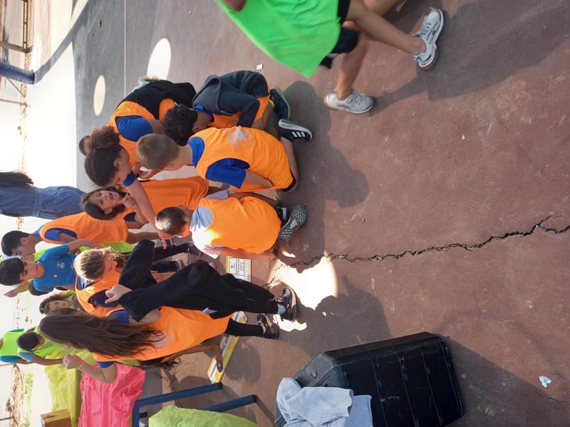 משחק לחצני אורות