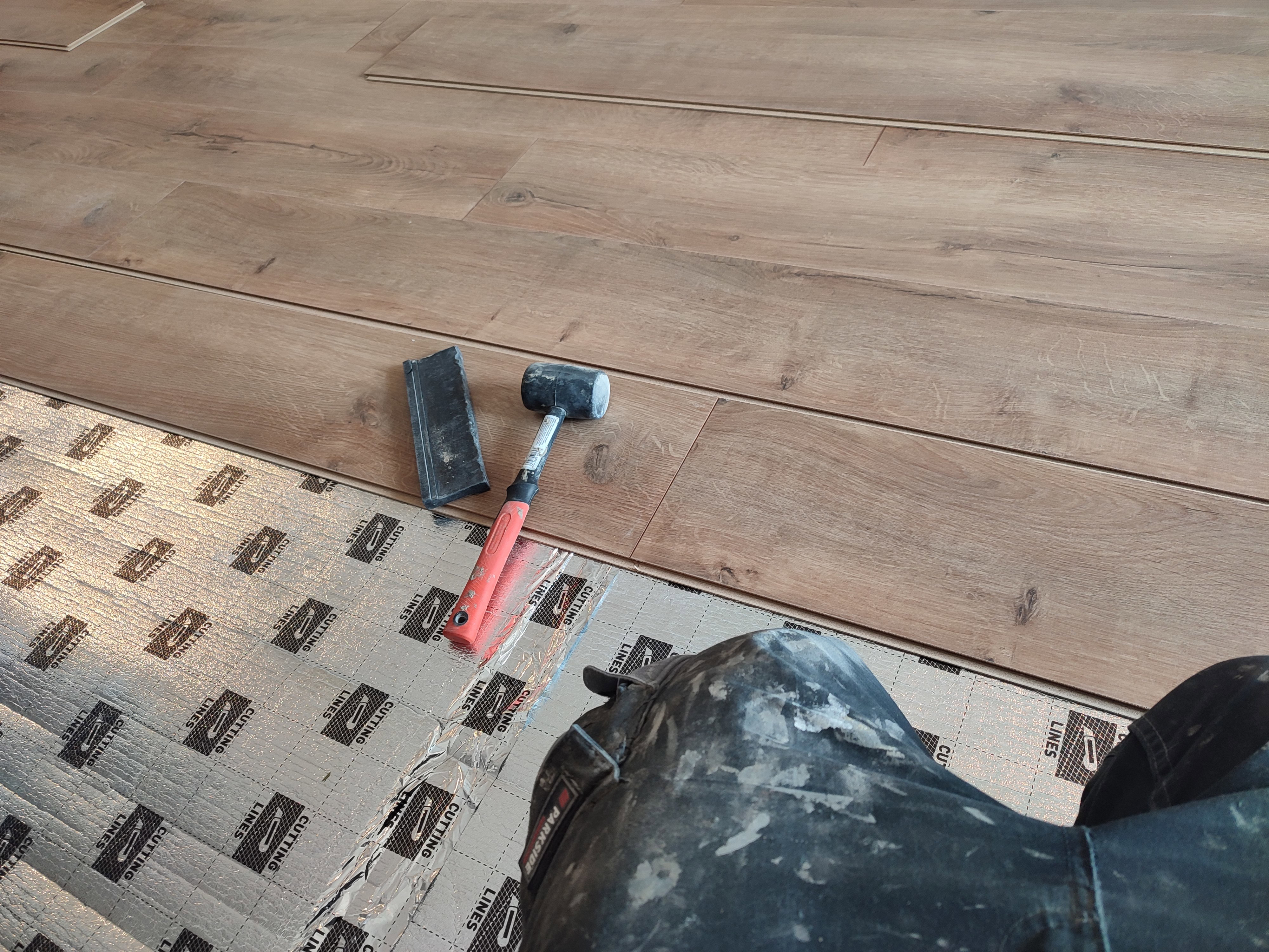 vízálló laminált padló lerakása Budapest