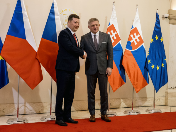 Parlamentspräsident Okamura bei umstrittenem Besuch in der Slowakei