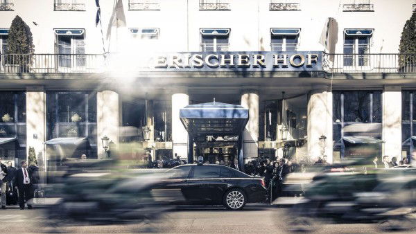 Pavel, Macinka und Zůna auf der Münchner Sicherheitskonferenz