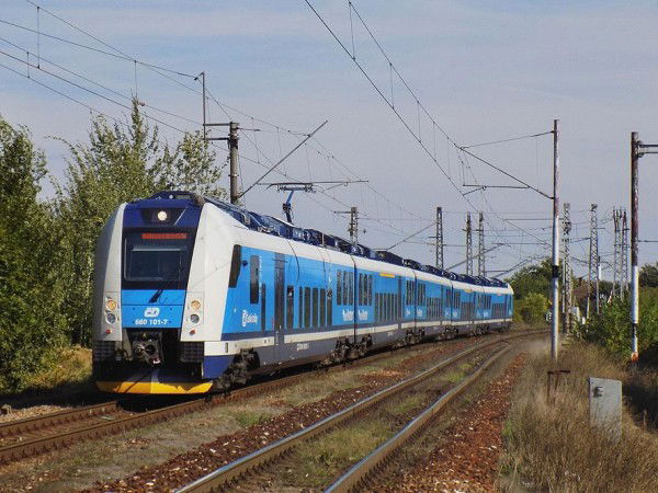 Tschechische Eisenbahn testet Starlink-Internet von Elon Musk