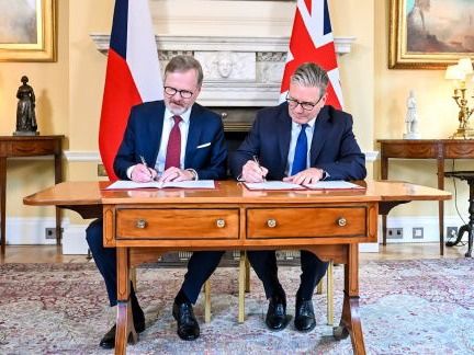 Fiala an der Downing Street: "Mehr Zusammenarbeit mit UK in Sachen Atomkraft"
