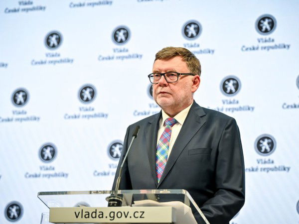 Finanzminister Stanjura rechnet mit einem Budgetdefizit von 280 Mrd. CZK (11,4 Mrd. €)