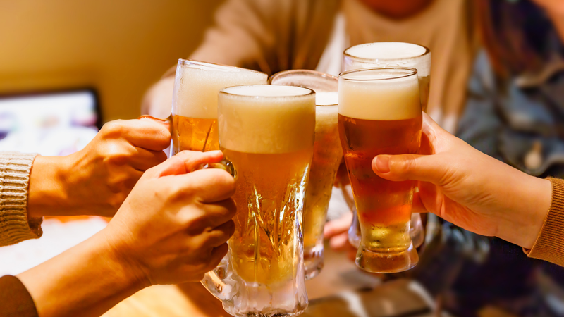 Gesundheitsminister Vojtěch will Verkauf von Alkohol ab 21 Uhr verbieten