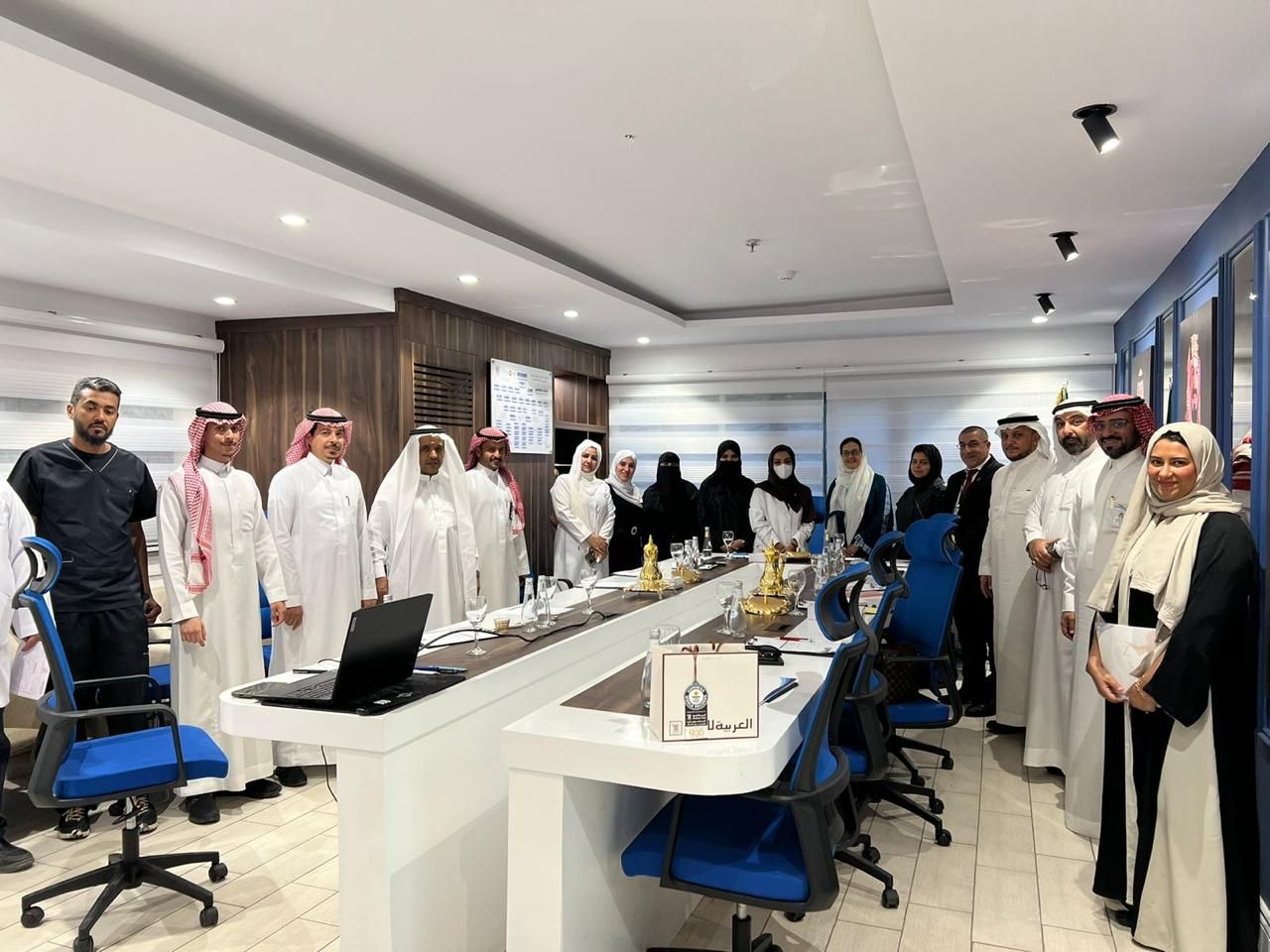 Participation of community leaders in discussing hospital strategy