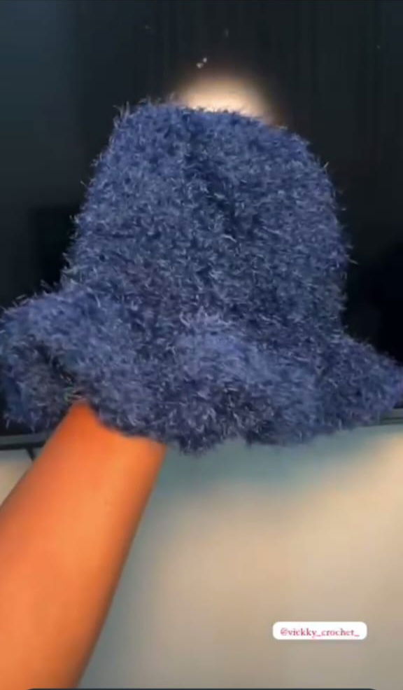 Assorted Hats for Ladies