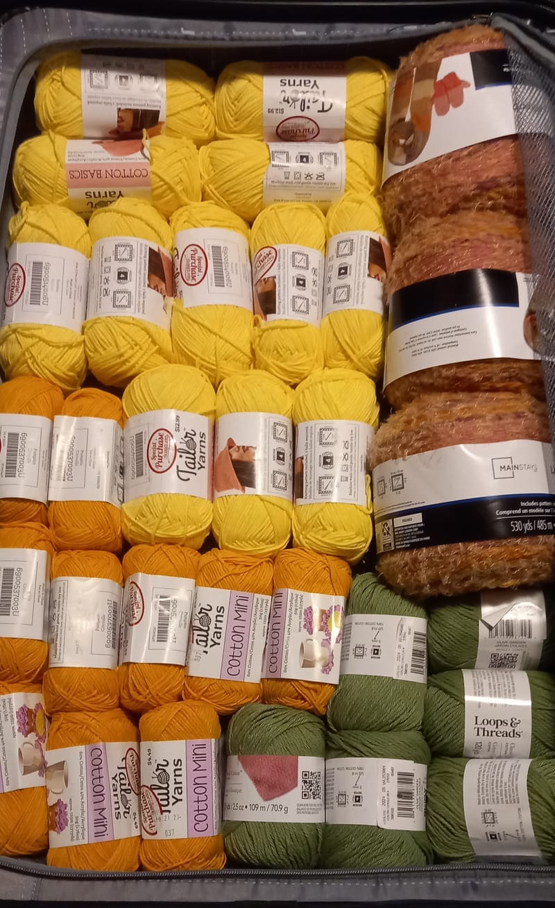 We use beads, and local and foreign yarns in assorted textures, colors, and levels of thickness, as you wish.