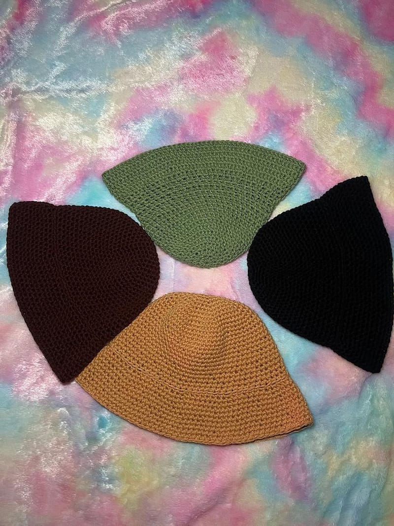 Assorted Hats for Ladies
