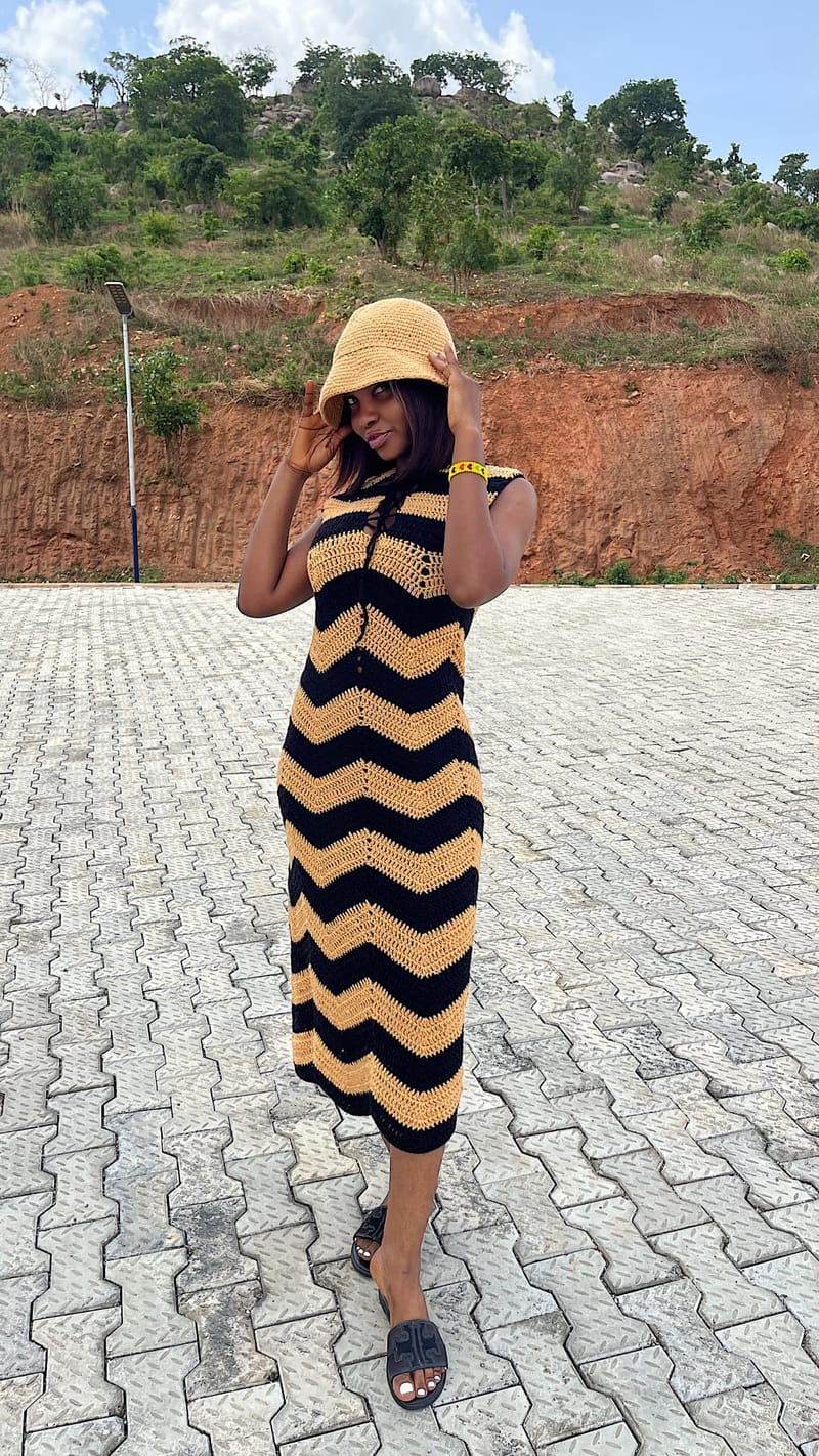 Ladies' Outfits - Dresses & Skirts.