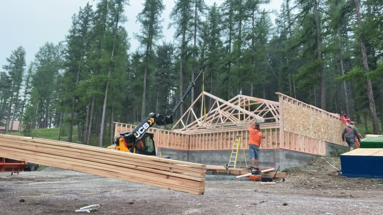 45'x25' storage building 