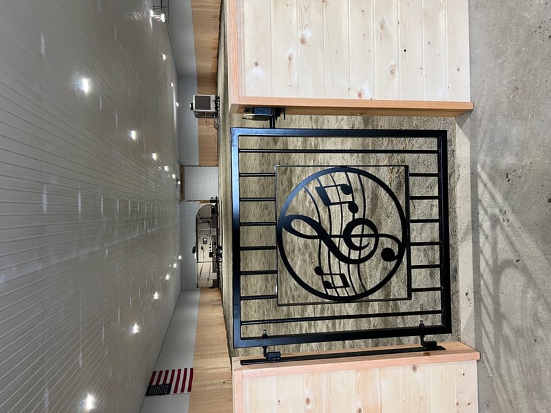 90' x 200' Indoor Arena