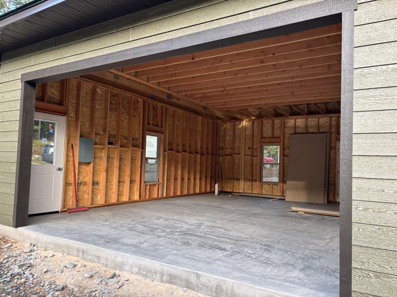 28' x 34' x 10' Garage with Bonus Room