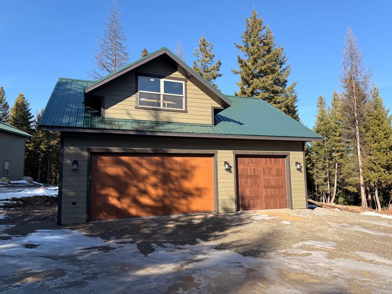 28' x 34' x 10' Garage with Bonus Room