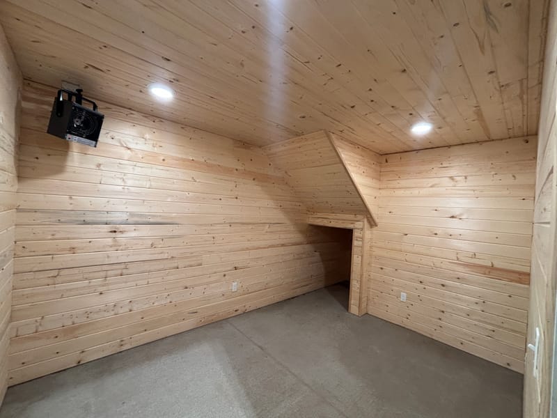 90' x 200' Indoor Arena