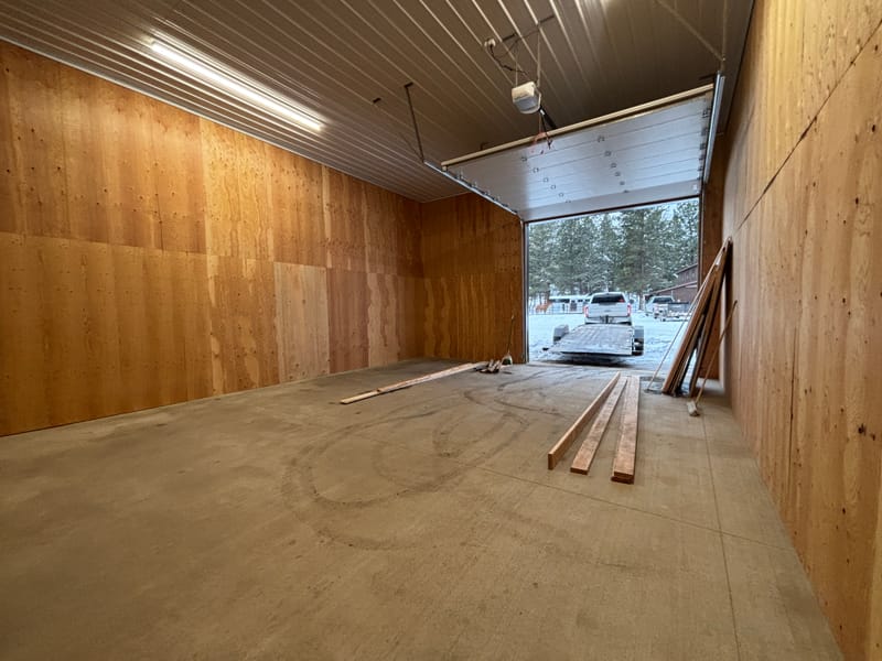 90' x 200' Indoor Arena