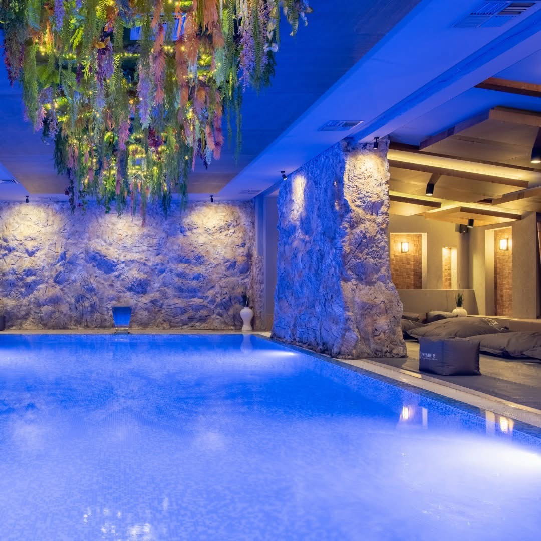 Premier Luxury Mountain Resort