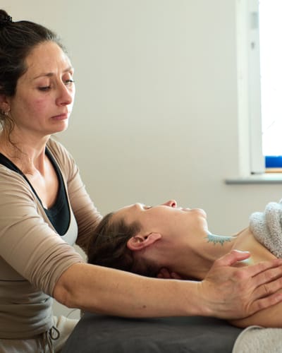 meet the therapists image