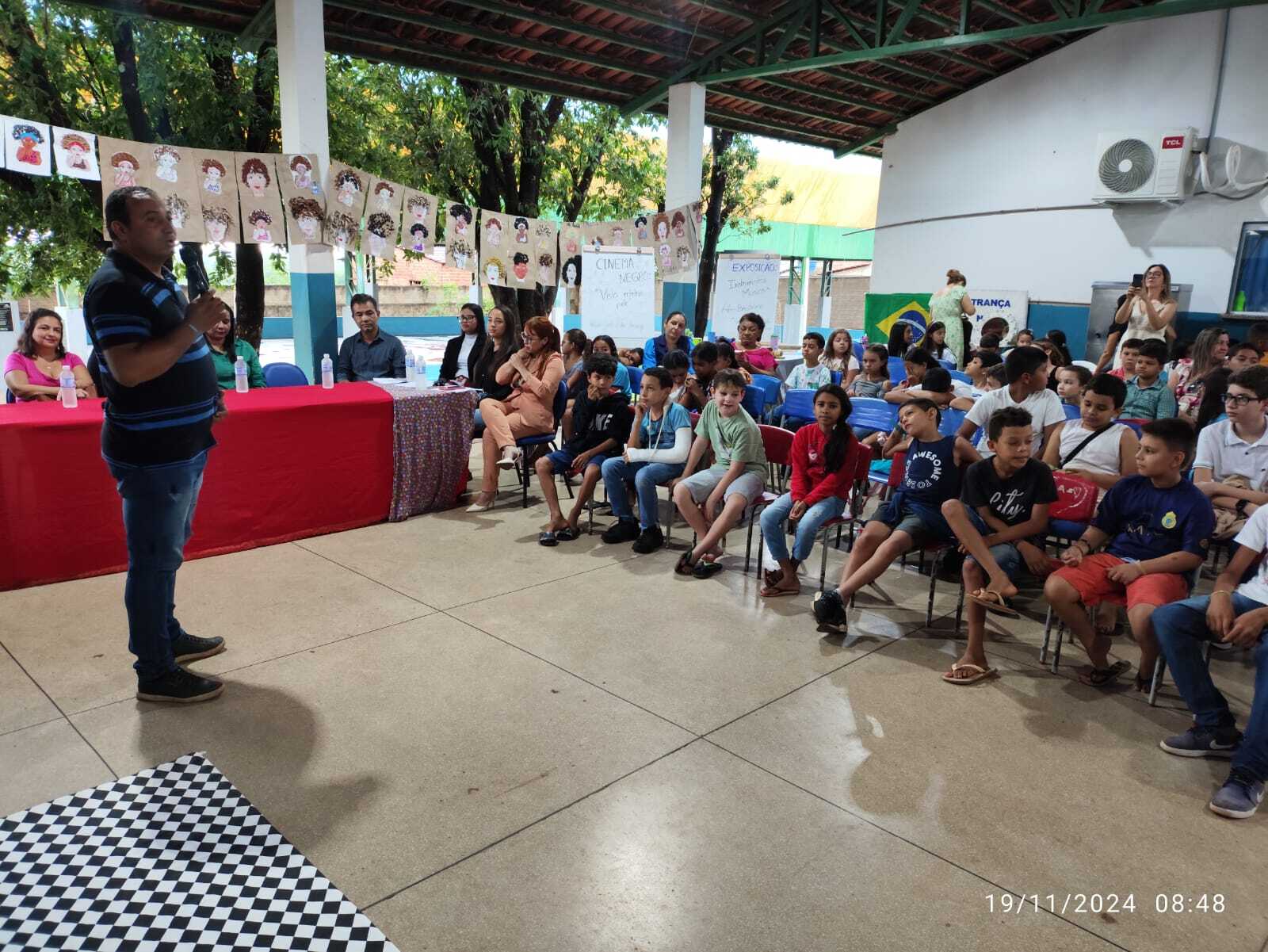 Evento sobre Consciência Negra é Realizado na Escola Municipal Isabel Carlos Wanderley em Divinópolis do Tocantins