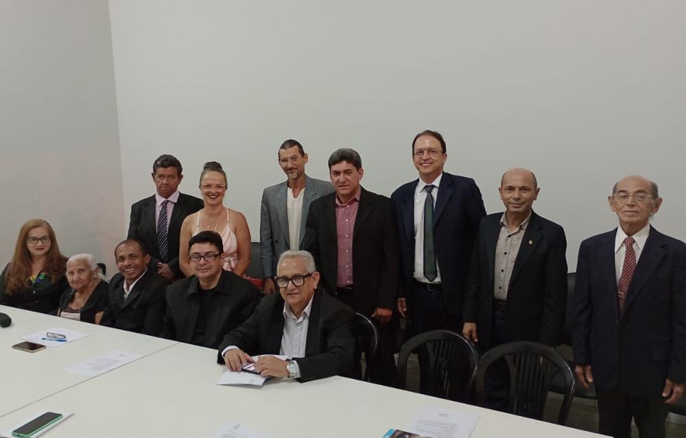 Academia de Letras de Paraíso do Tocantins, se reuniu para elencar novos Projetos para 2025