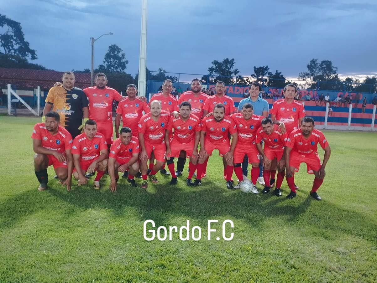 Presidente Ozias, Valdivan e Arnor prestigiam tradicional partida de futebol entre Gordos e Magros em Divinópolis do Tocantins