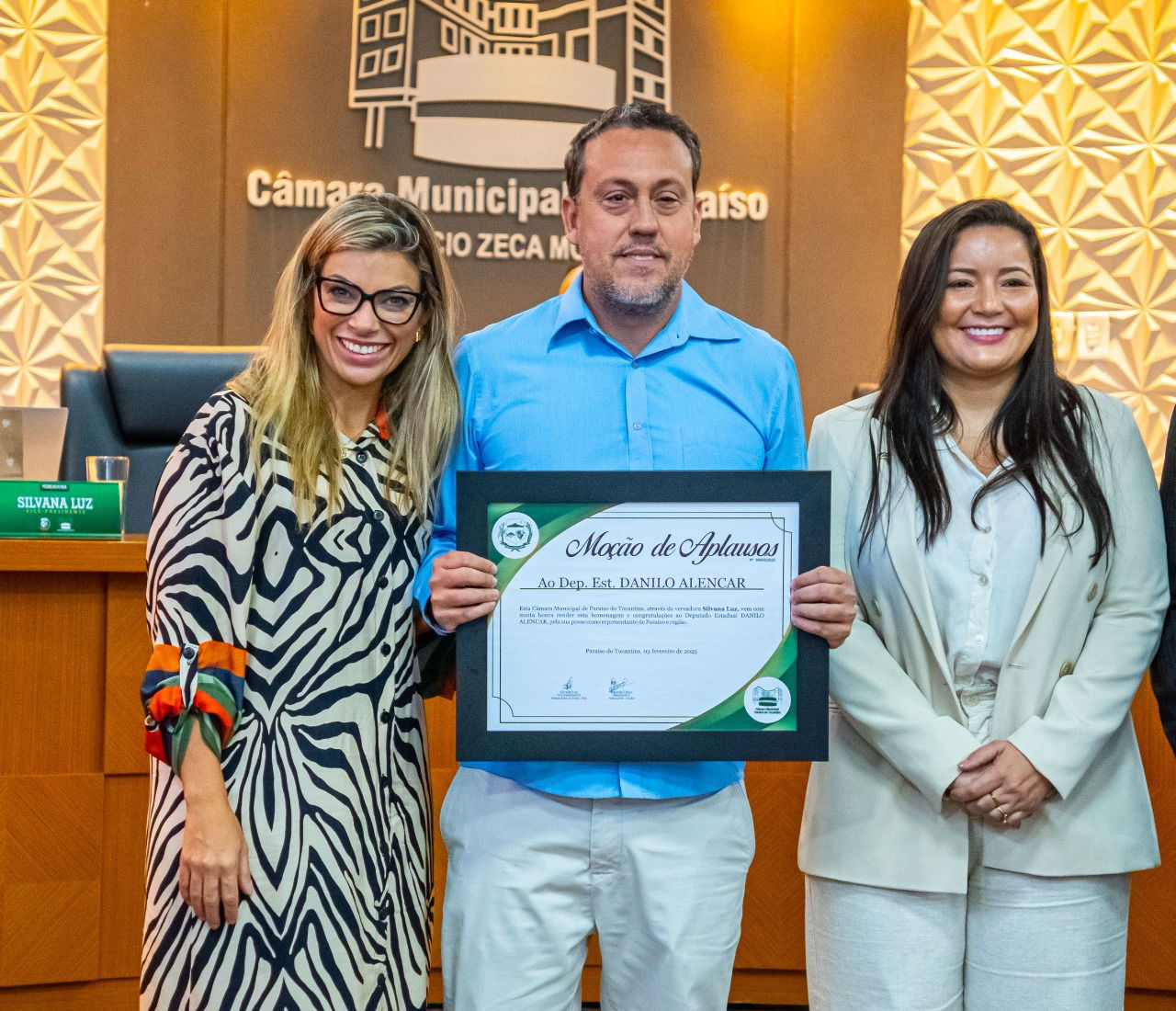 Deputado Dr. Danilo Alencar recebe Moção de Aplausos da Câmara de Vereadores de Paraíso