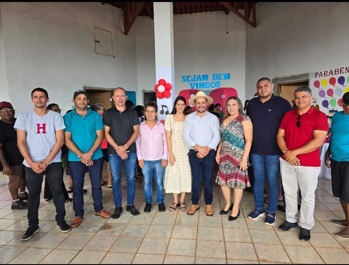 Prefeito e vereadores de Caseara participam do inicio das atividades do Centro do Idoso