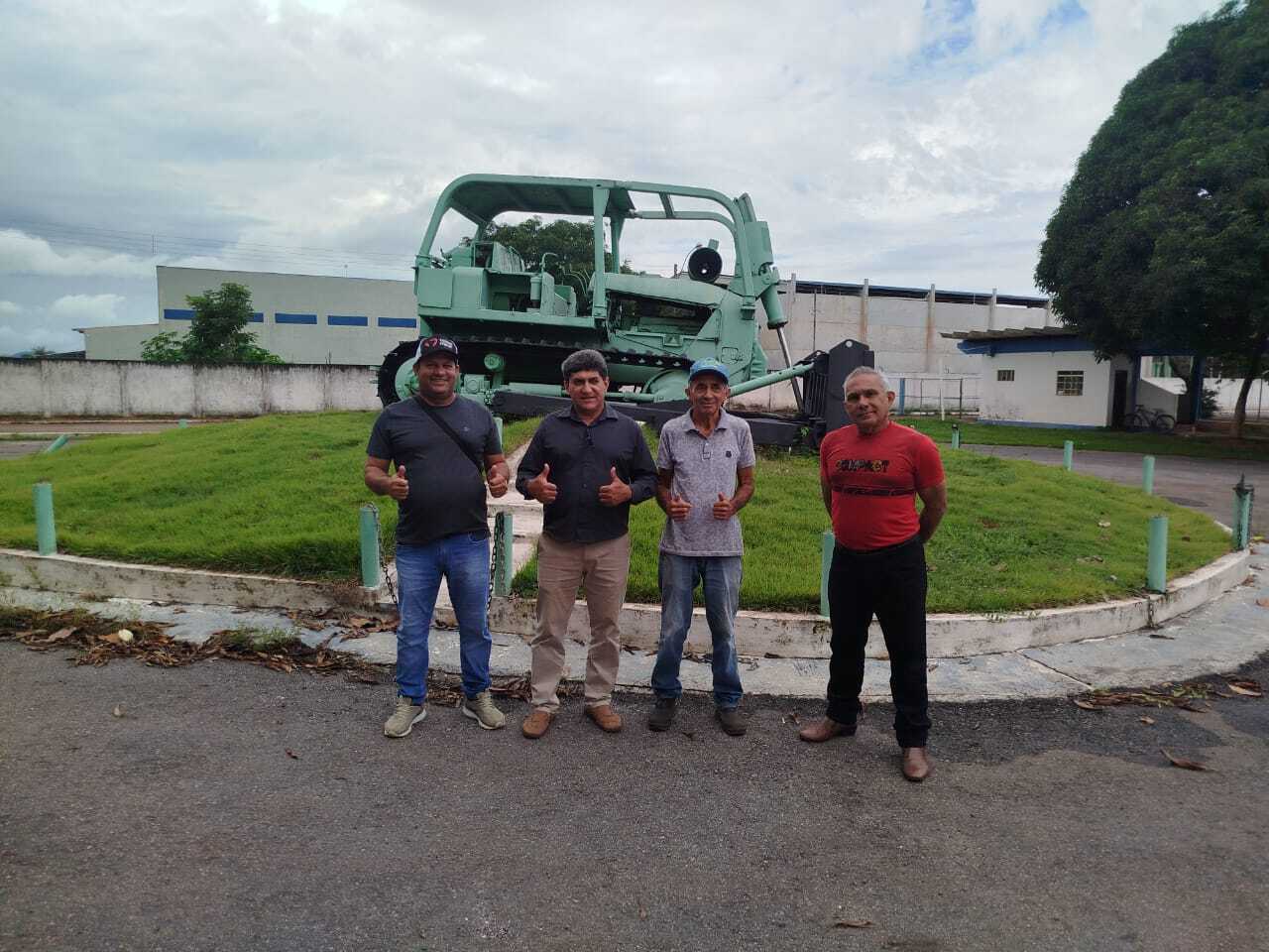 Servidores da AGETO de Paraíso do Tocantins, se despedem do órgão após decretado o fechamento