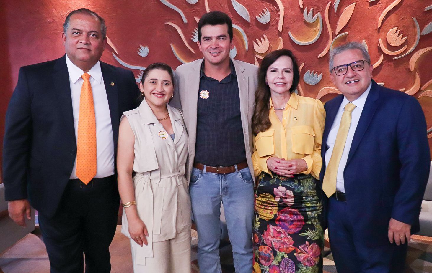 Prefeito de Dois Irmãos do Tocantins busca recursos com Gomes e Dorinha em Brasília para fortalecer serviços públicos