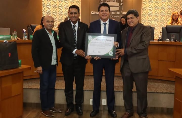 Escritor Toni Ferreira prestigia Moção de Aplausos a Nilton Franco em Paraíso